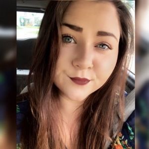 Meet your Posher, Abigail